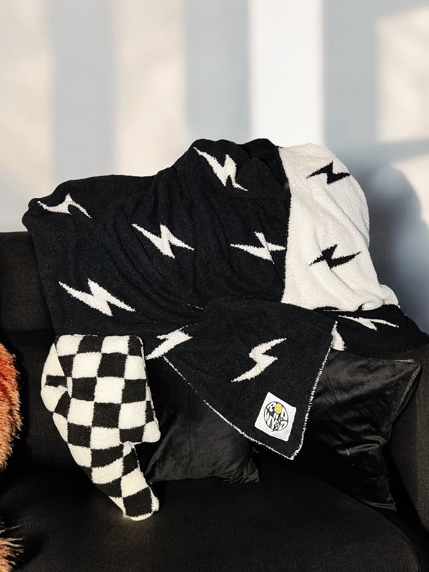 Rad Bolt Blanket