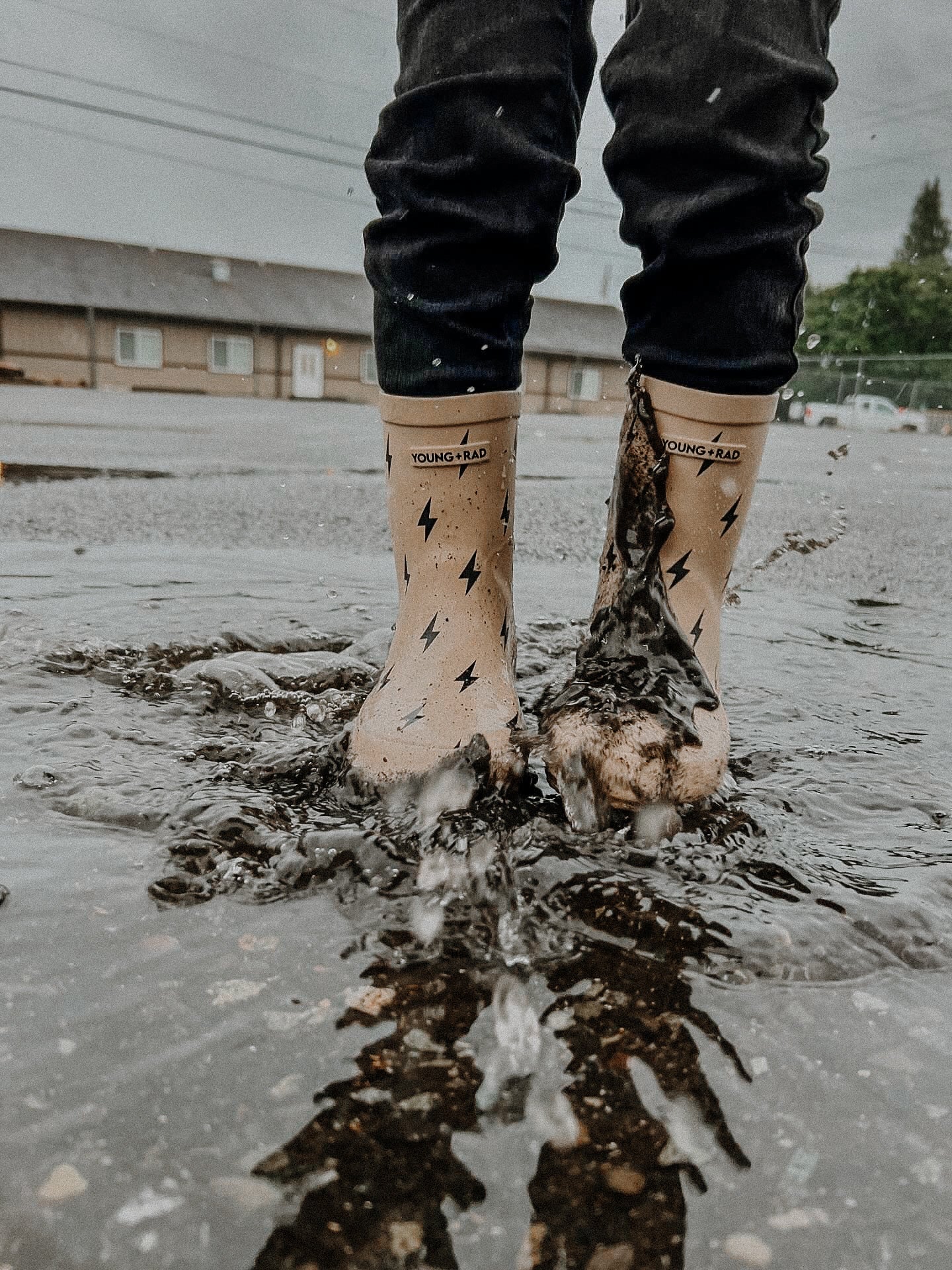 BOLT ROMP + RAIN BOOTS